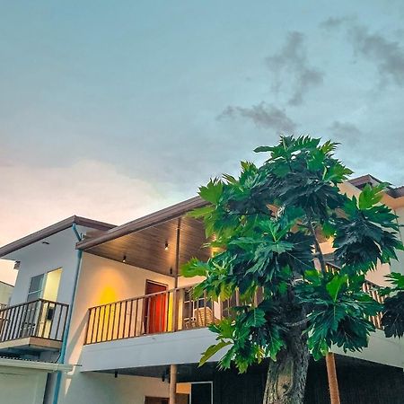 Fatims Beach House Maafushi Exterior photo