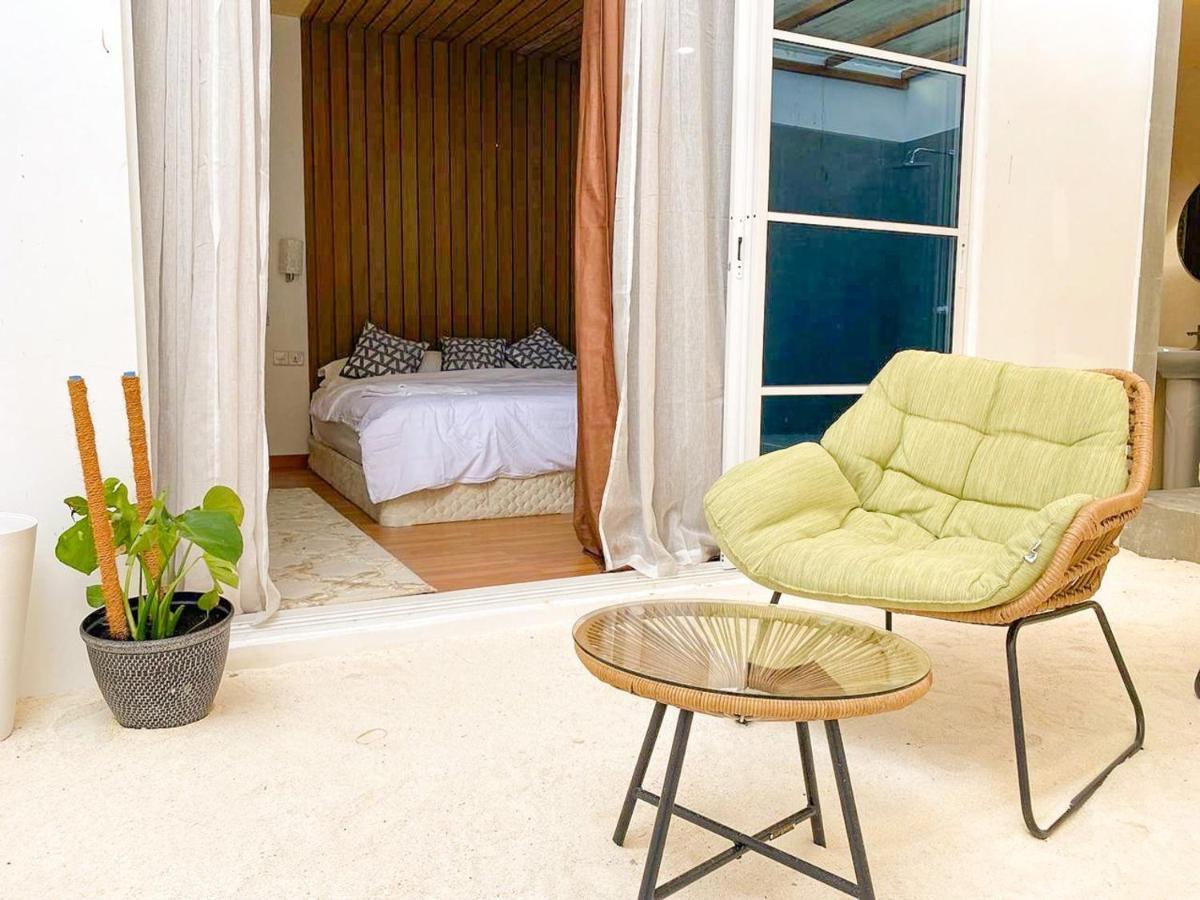Fatims Beach House Maafushi Exterior photo
