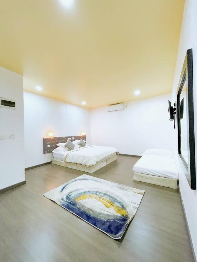 Fatims Beach House Maafushi Exterior photo
