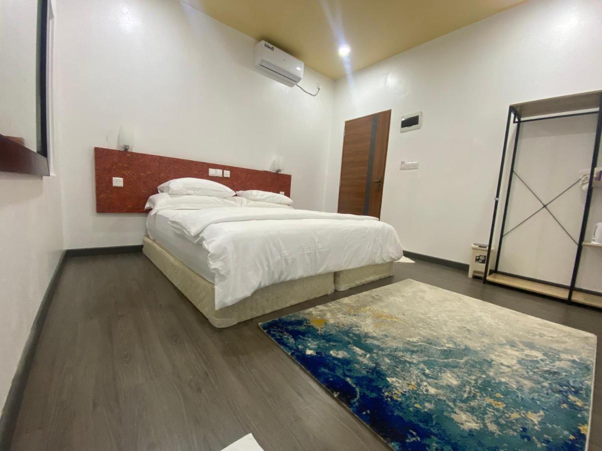 Fatims Beach House Maafushi Exterior photo
